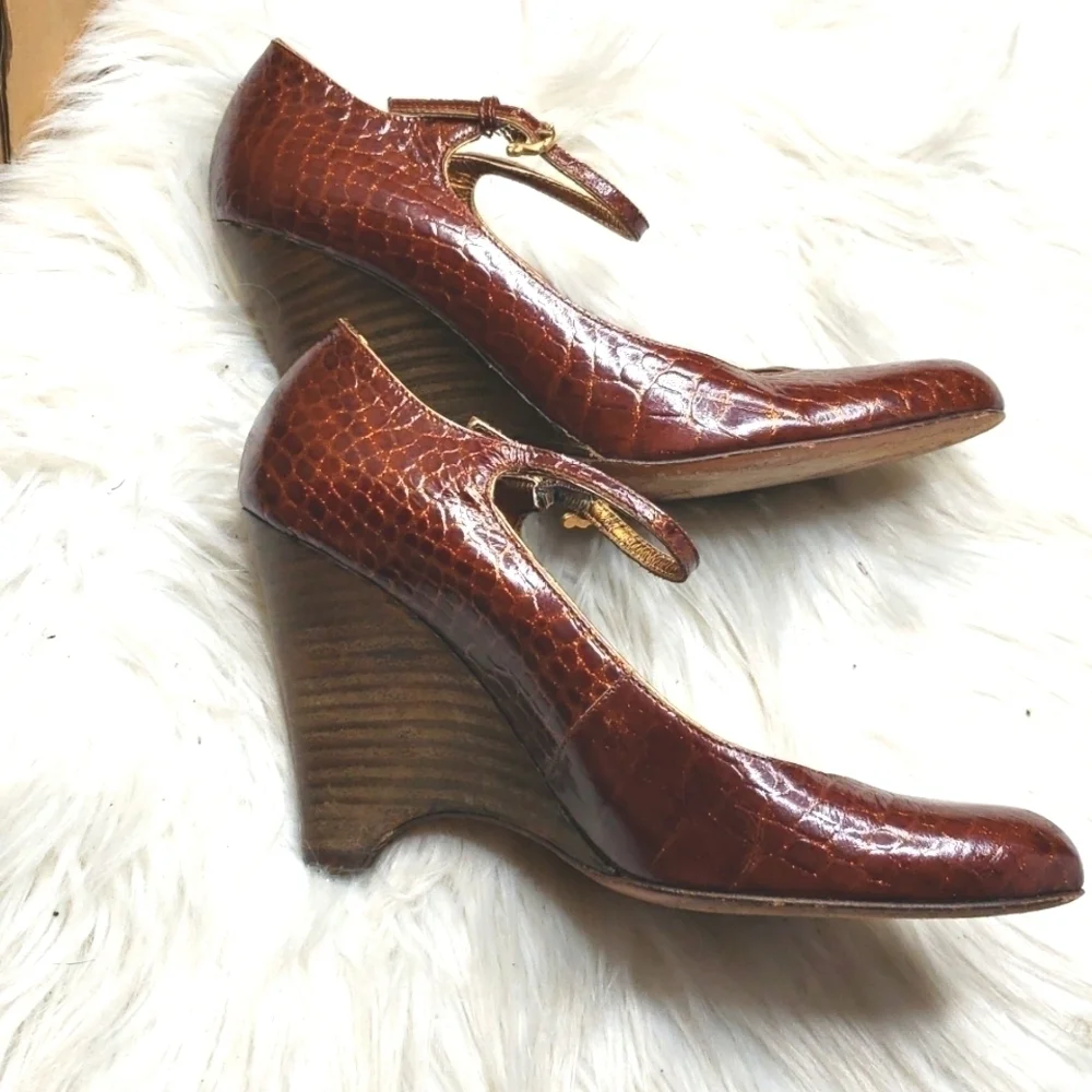 Isabella Fiore patent leather